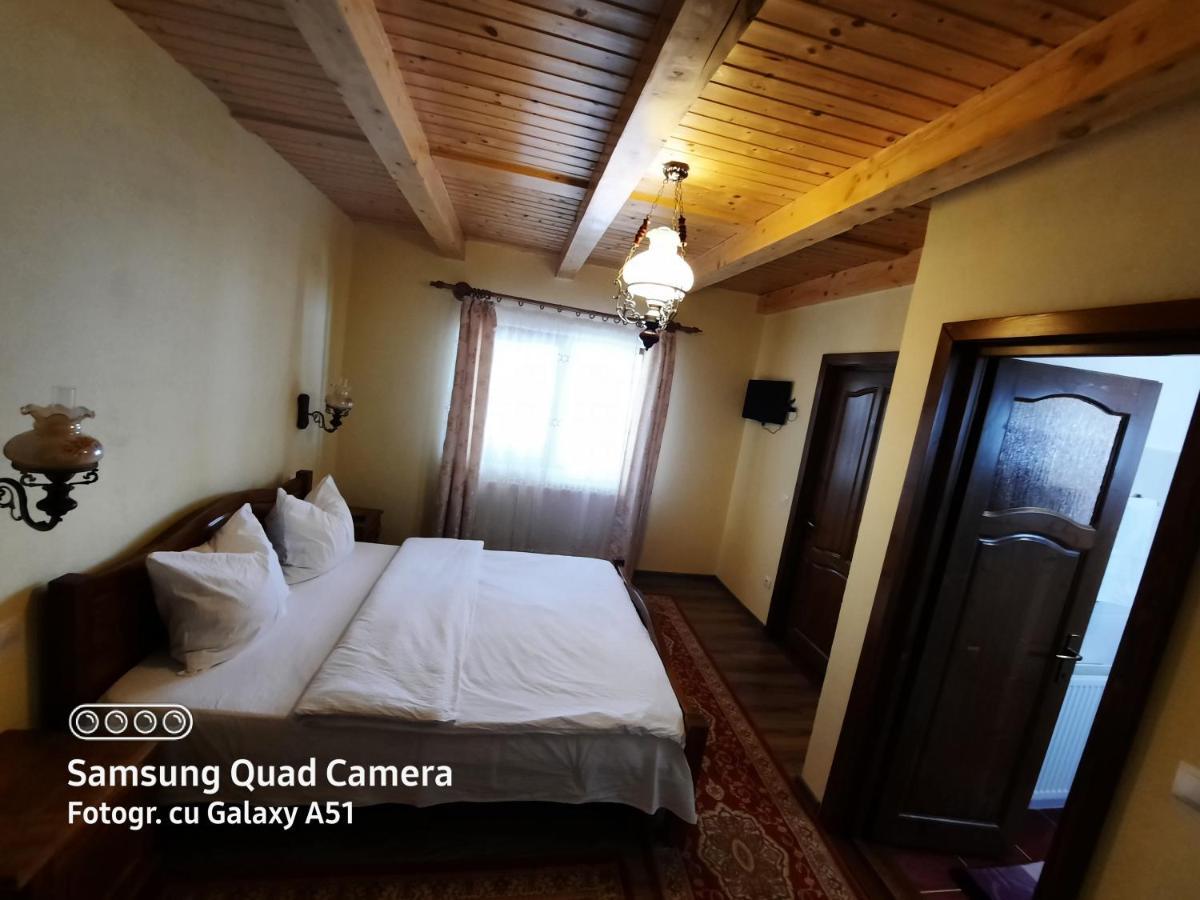 Pensiunea Valea Branzei Nanesti Exterior foto